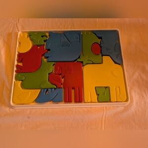 2/16$ Stackable Animal Shape Puzzle Tray - Multicolor